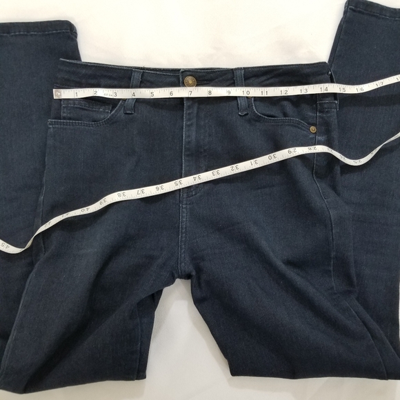 Just black size 29 Jean's with zipper on legs. - Picture 9 of 13